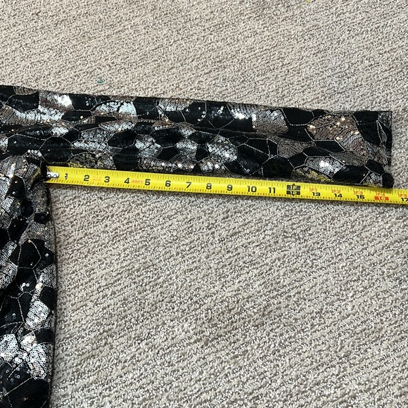 Chicos sequined tie open front top - Picture 9 of 10